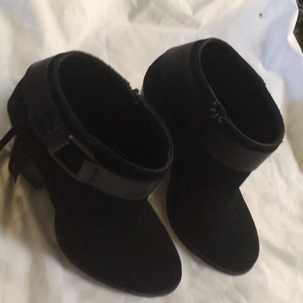 Kenzie Masola Tassle Ankle Boot